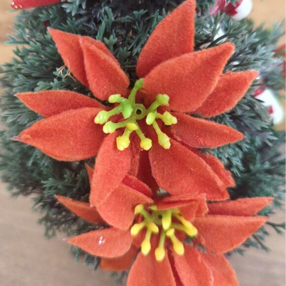 Vtg 1950s Tabletop Plastic Christmas Tree with Red Flocked Ornaments Gold Star - Picture 6 of 10